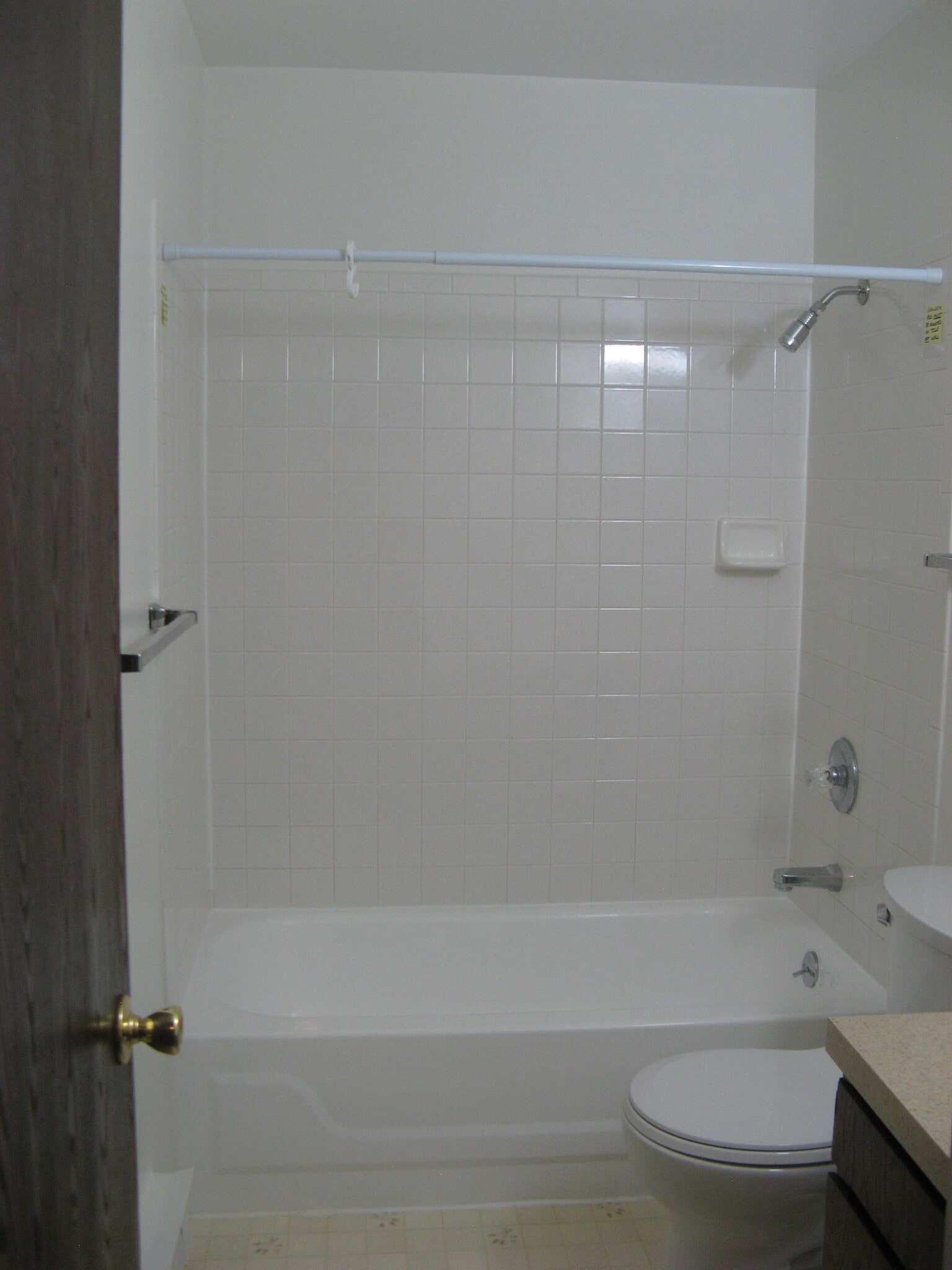 Building Photo - 732 Delaware Ave