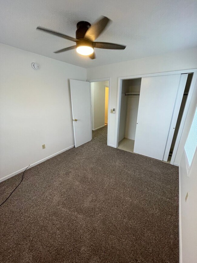 Building Photo - 3616-3618 Thornhill-STEWARDSHIP