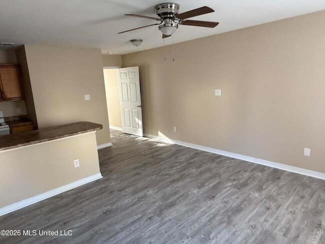 Building Photo - 1339 Foxwood Pl