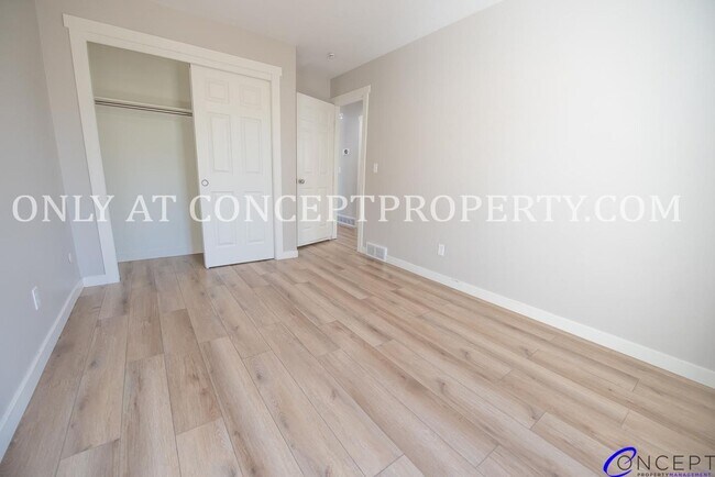 Building Photo - 3733 S 5080 W