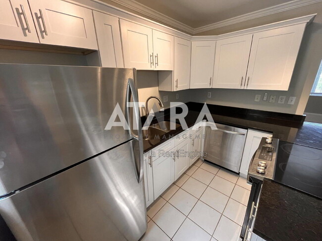 Building Photo - 575 S 1000 E