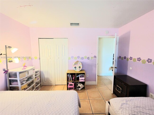 Building Photo - 5267 NW 186th Ln