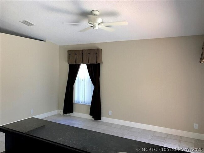 Building Photo - 9821 Red Heart Ln