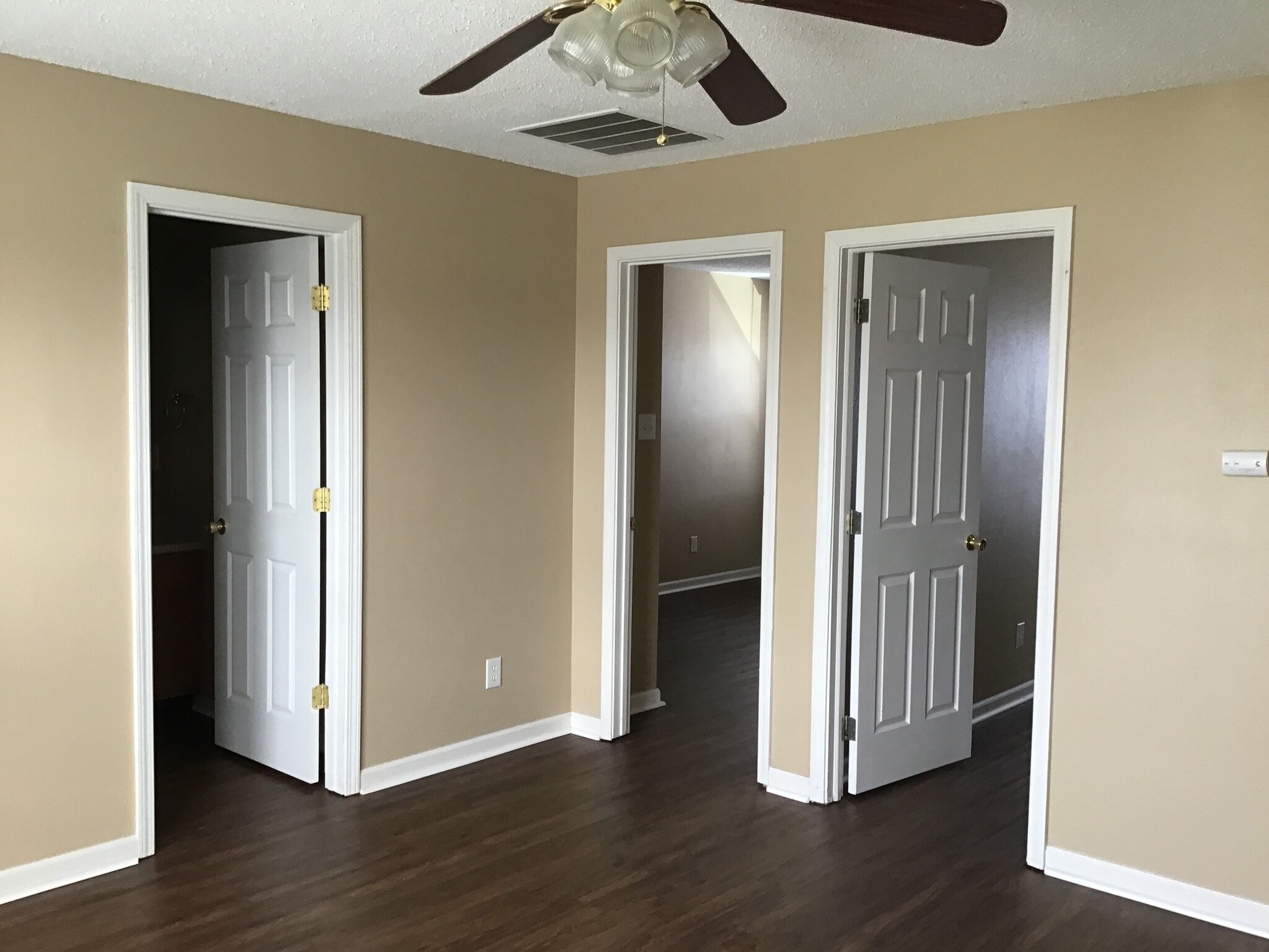 Building Photo - 2012 Fullwood Dr