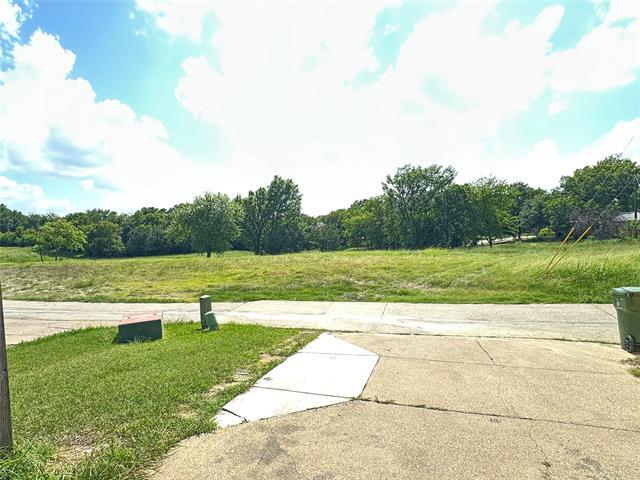 Building Photo - 2501 Highmont Dr