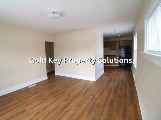 Building Photo - 124-126 E. 21ST