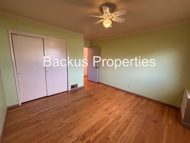 Building Photo - Three bedroom home across from Claremont Manor Park