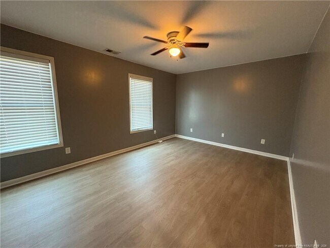 Building Photo - 1227 Chimney Swift Dr