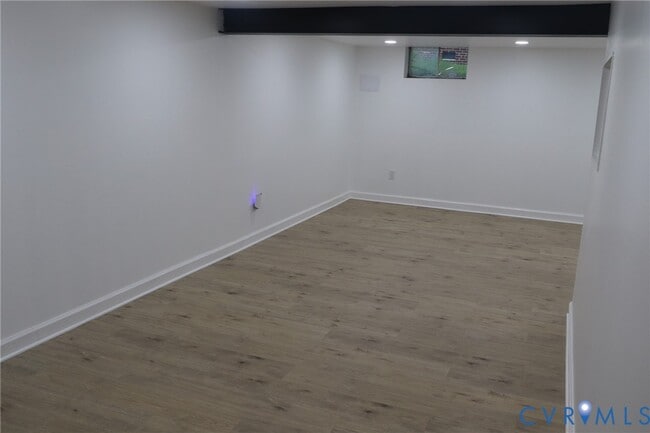 Building Photo - 515 Danray Dr