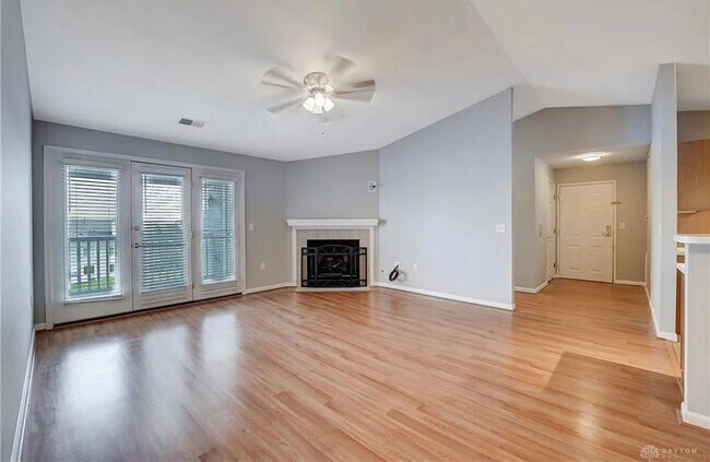 Building Photo - 3044 Westminster Dr