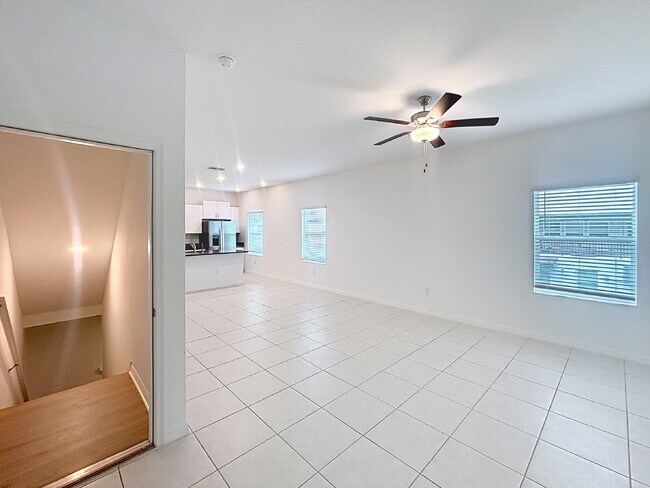 Building Photo - 822 Tennyson Mill Cir