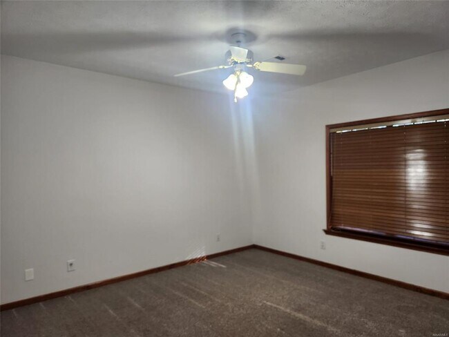 Building Photo - 1174 Old Prattville Rd