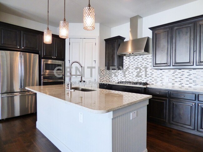 Building Photo - Beautiful 2/2.5 in Carrollton-Farmers Branch ISD For Rent!