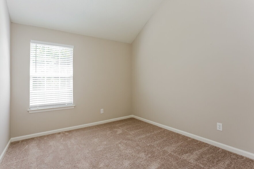 Building Photo - 1413 Cater Ct