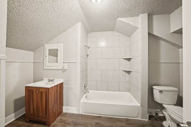 Building Photo - 3419 Illinois St