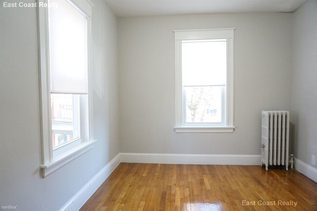 Building Photo - 25 Lourdes Ave