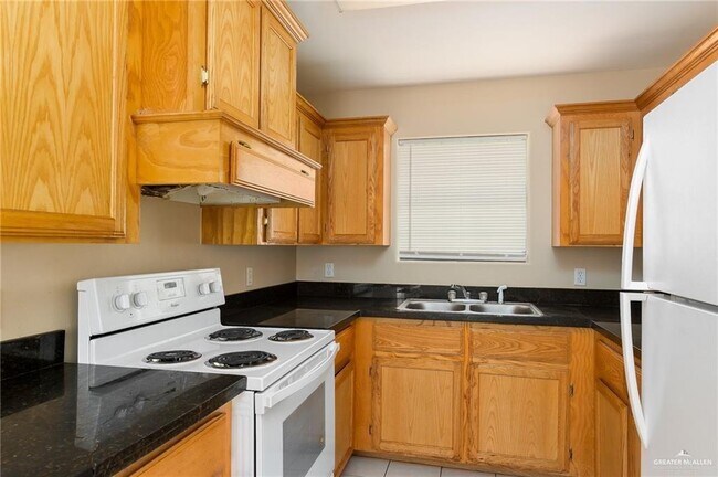 Building Photo - 200 R C Champion St