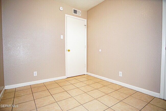 Building Photo - 3435 Fred Wilson Ave