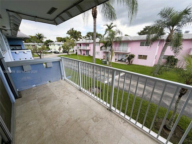 Building Photo - 7550 SW 82nd St