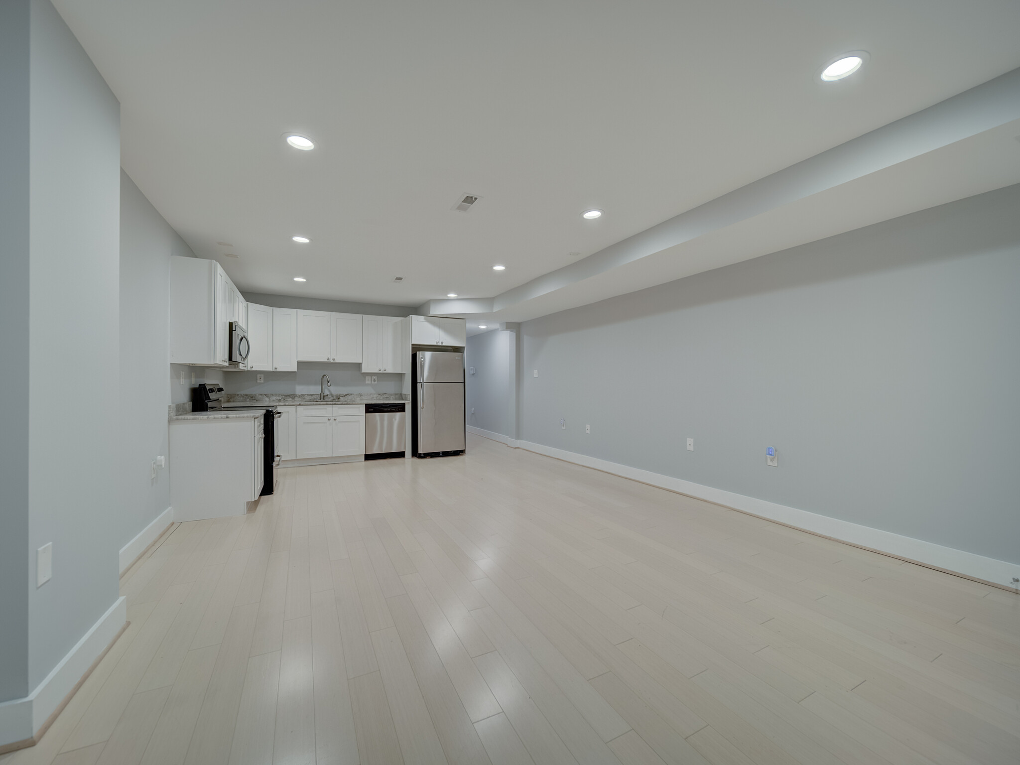 Building Photo - 1022 Park Rd NW