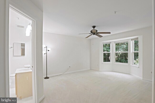 Building Photo - 4124 Monument Ct