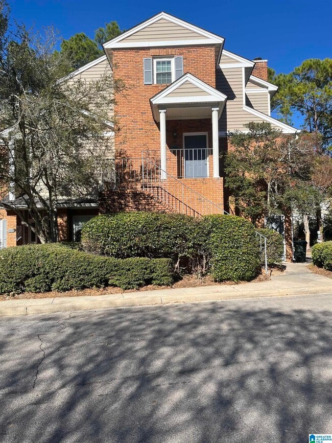 Building Photo - 1932 Waterford Pl