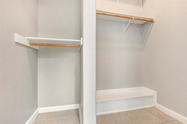 Building Photo - 7900 Fm-2354