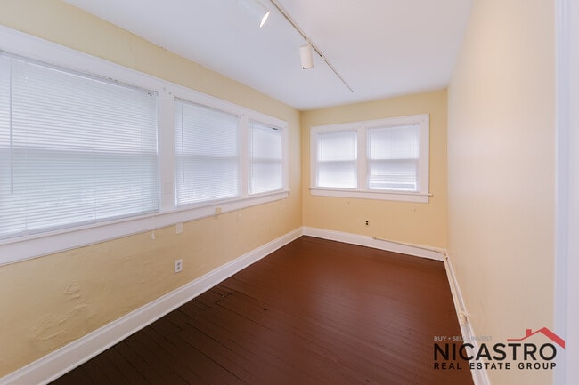 Building Photo - 184 Frambes Ave