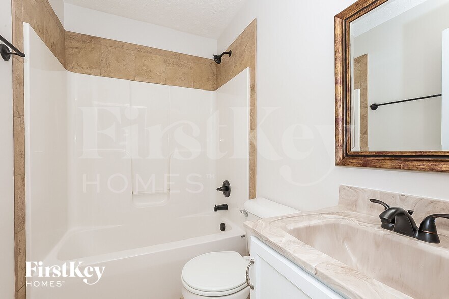 Building Photo - 3481 Sikorsky Ln