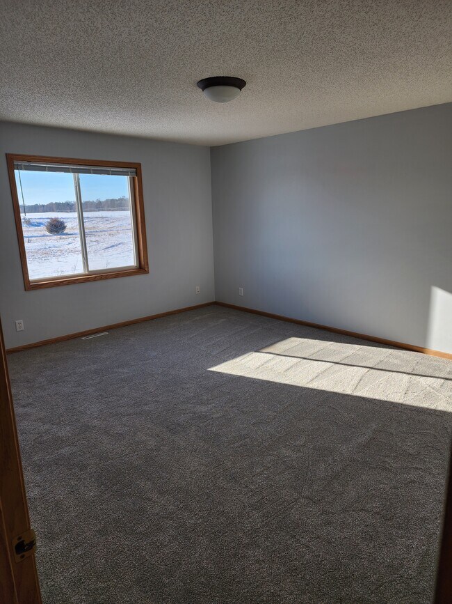 Building Photo - 1071 36th St W