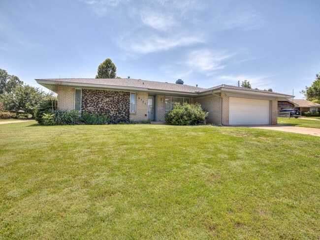 Building Photo - 6721 St Mary's Cir
