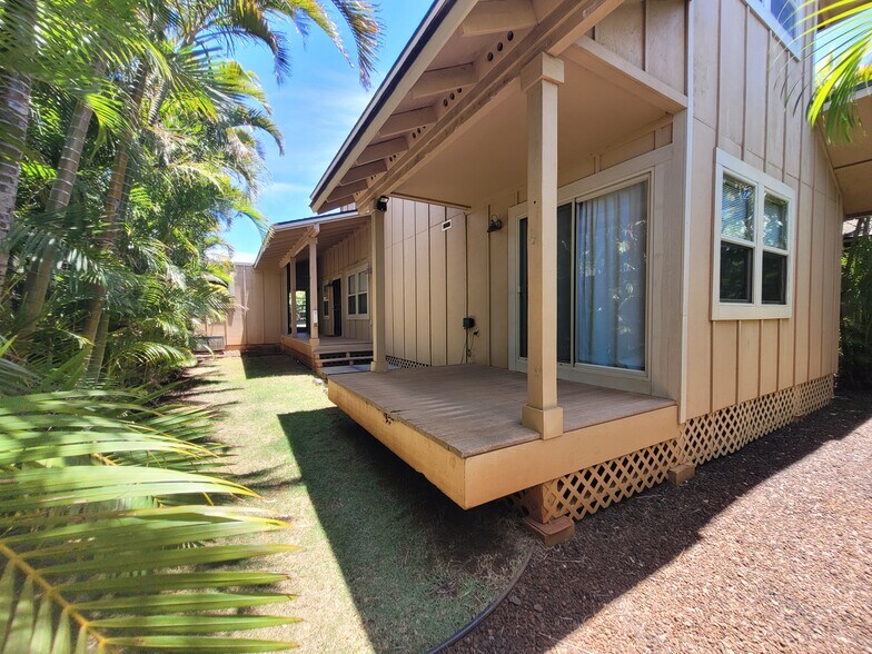 Primary Bedroom Lanai - 28 Hoku Pl