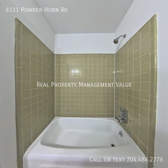 Building Photo - 6111 Powder Horn Rd