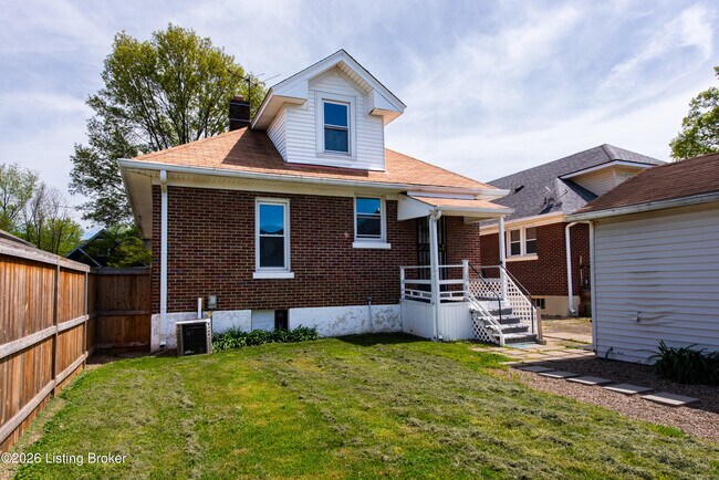 Building Photo - 316 Iola Rd