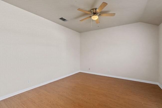Building Photo - 3301 El Salido Pkwy