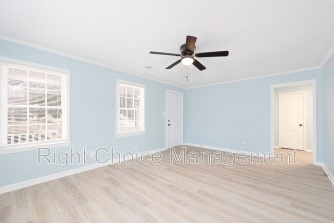 Building Photo - 519 Parkchester Dr