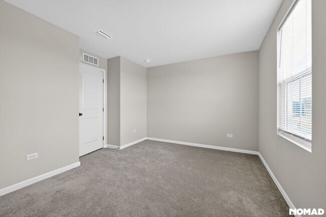 Building Photo - 901 Wilson St