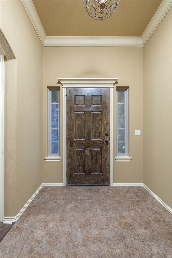 Building Photo - 515 Liem Cir