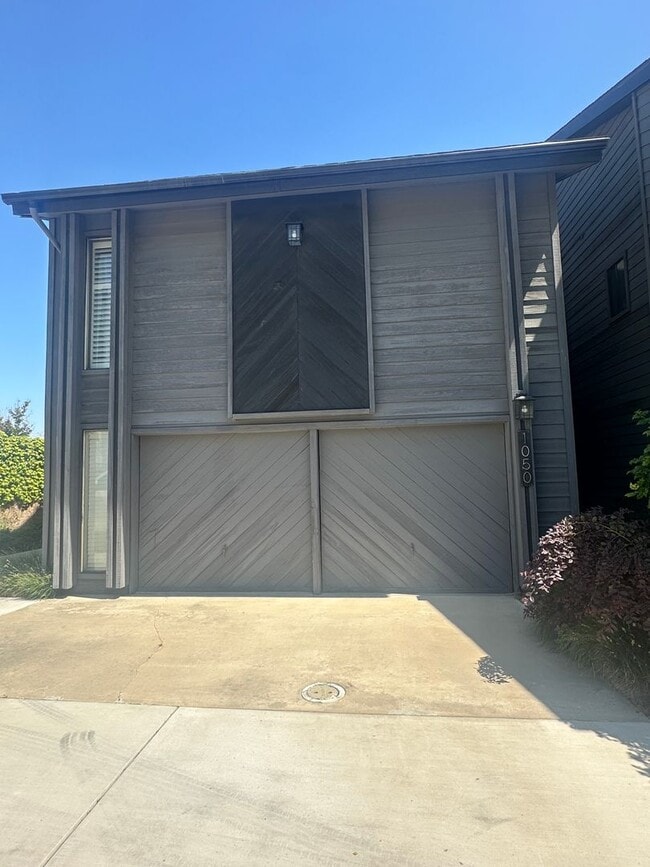 Primary Photo - 3 Story condo near country club coming soon!