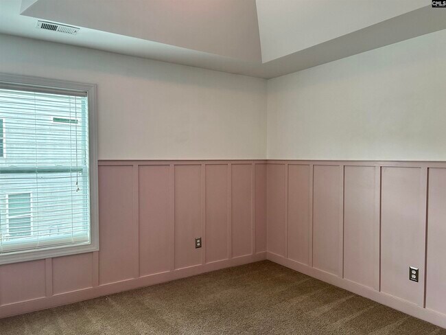 Building Photo - 219 Greenstone Way