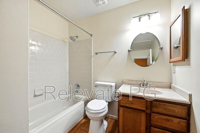 Building Photo - 7806 Balineen Ct