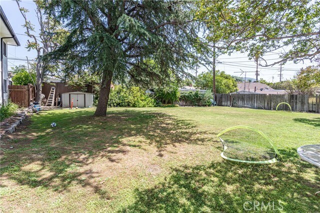 Building Photo - 1318 W Olive Ave