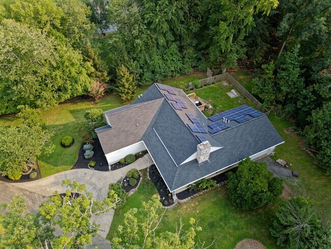 Building Photo - 17 Bauers Ln