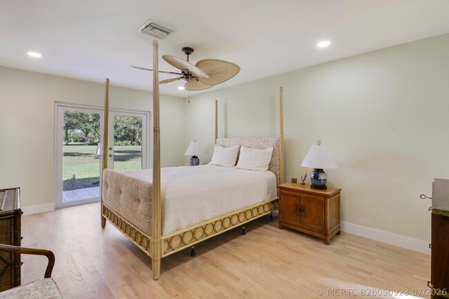 Building Photo - 13760 Sand Crane Dr