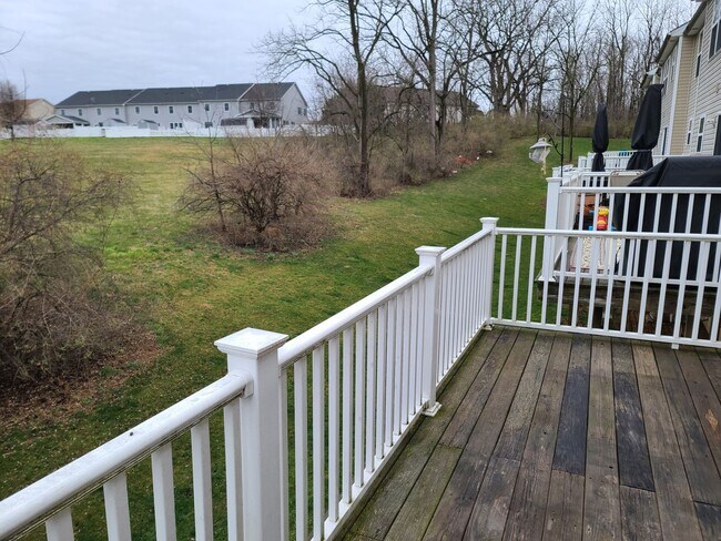 Building Photo - 3 Bedroom Townhome for Rent in Waynesboro