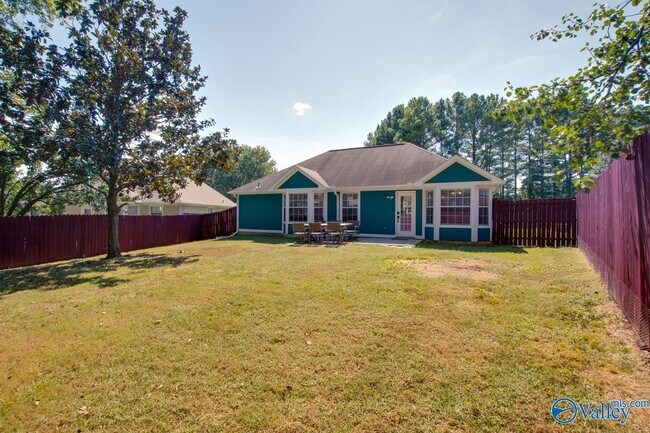 Building Photo - 210 Cypress Creek Dr
