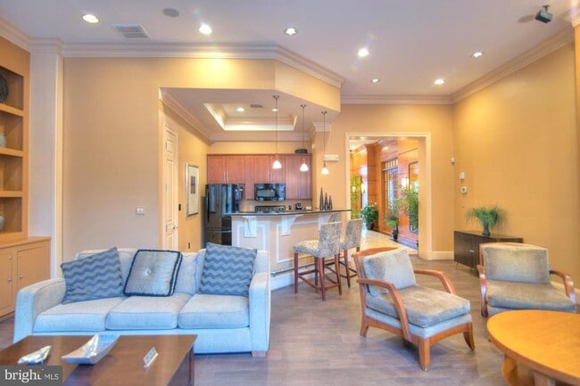 Building Photo - 8067 Nicosh Cir Ln