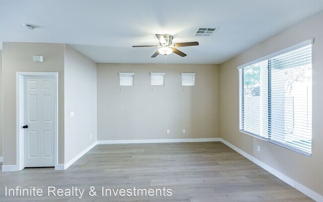 Building Photo - 3 br, 2.5 bath House - 10036 Bonterra Ave