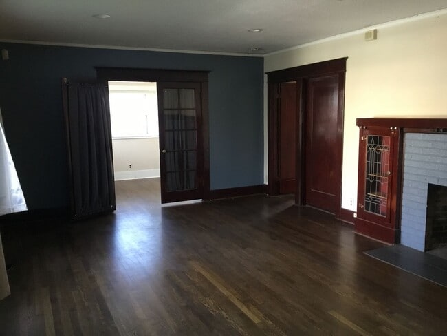 Building Photo - HUMBOLDT STUNNER