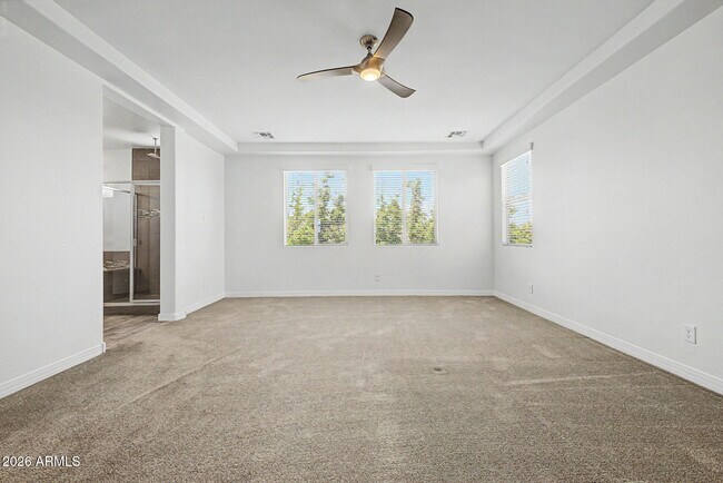 Building Photo - 15912 W Sierra St